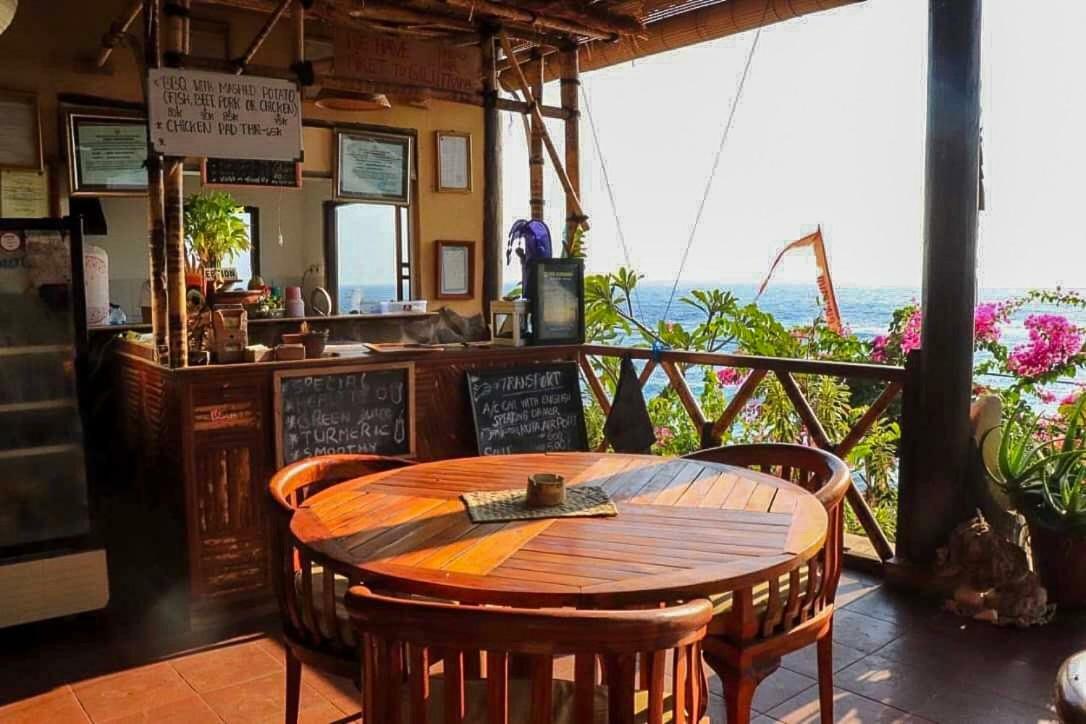 Eka Purnama Cottages Амед Экстерьер фото
