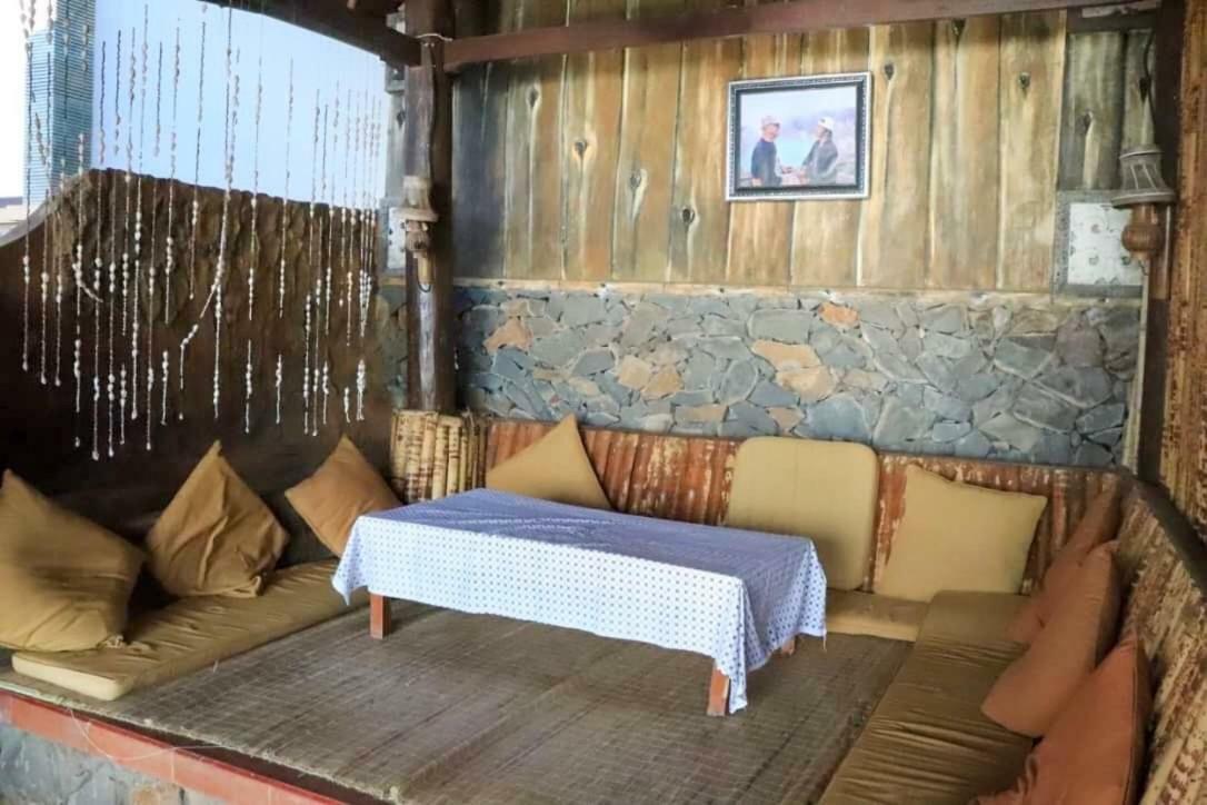 Eka Purnama Cottages Амед Экстерьер фото