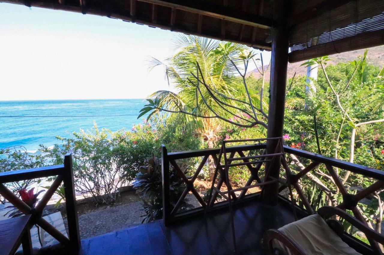 Eka Purnama Cottages Амед Экстерьер фото